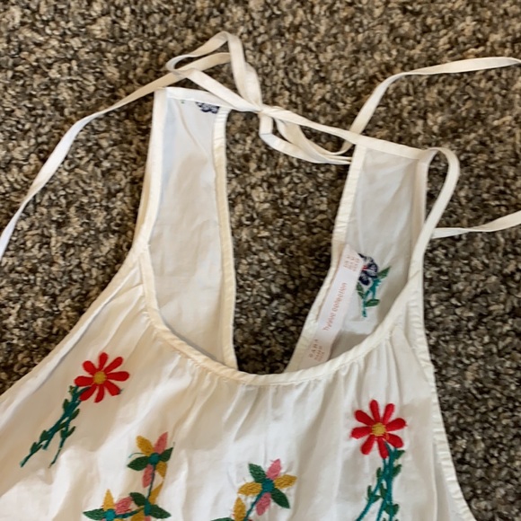 Zara Embroidered Ruffle Tank - Picture 4 of 5
